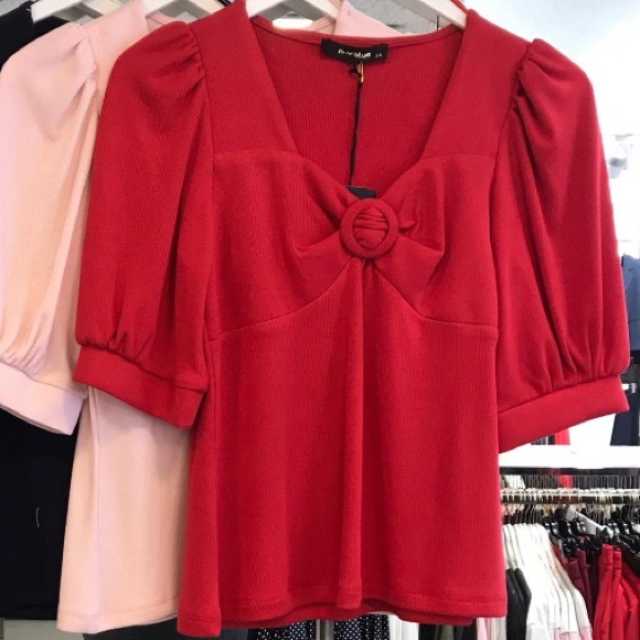 Tops - ❤️ Red Belle Bow Shaped Top